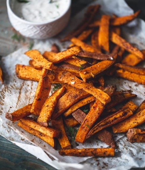 Frites de patates douces cuites à l'Air Fryer